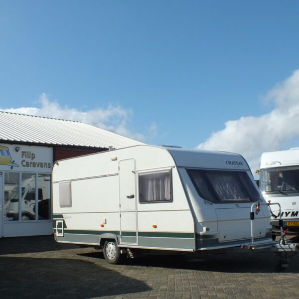 CHATEAU Calista 450 bj.2000, met MOVER, FRANS BED, VOORTENT