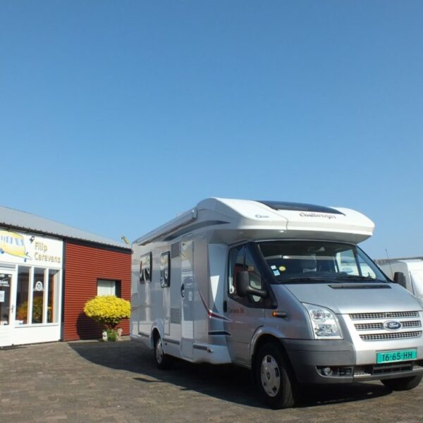 CHALLENGER GENESIS 58 bj.2013, QUEENSBED VAN EERSTE EIGENAAR