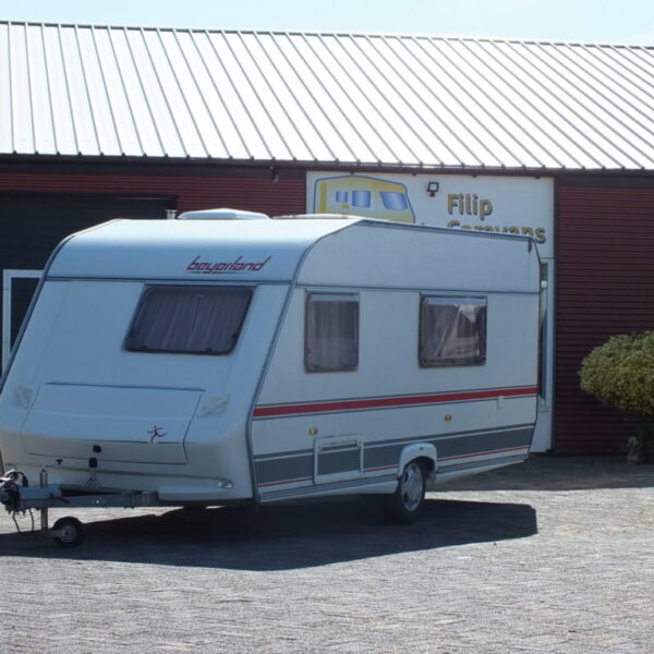 BEYERLAND Sprinter 490TKM bj.2004, 6 SLAAPPLAATSEN, VOORTENT