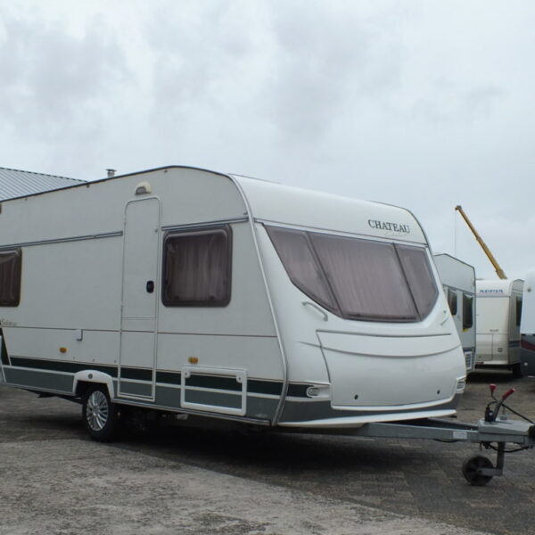 CHATEAU Calista 450 bj.2003, met MOVER en VOORTENT