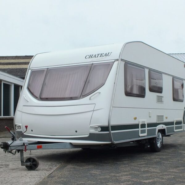 CHATEAU Calista 450 bj.2003, met MOVER en VOORTENT