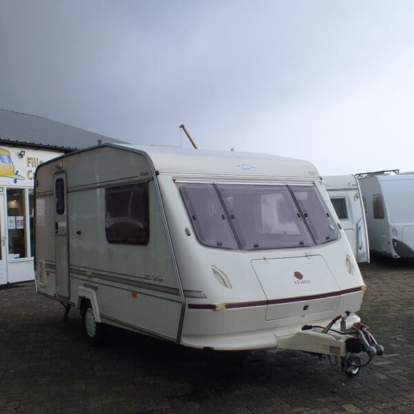 Elddis Wisp bj.1995, 4 persoons met voortent