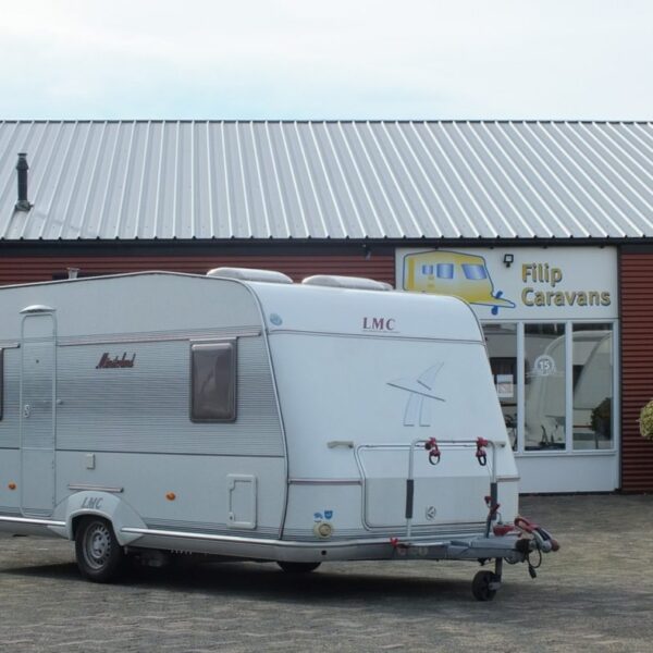 LMC Munsterland 490 bj.2004, met MOVER, FRANS BED, DOUCHE