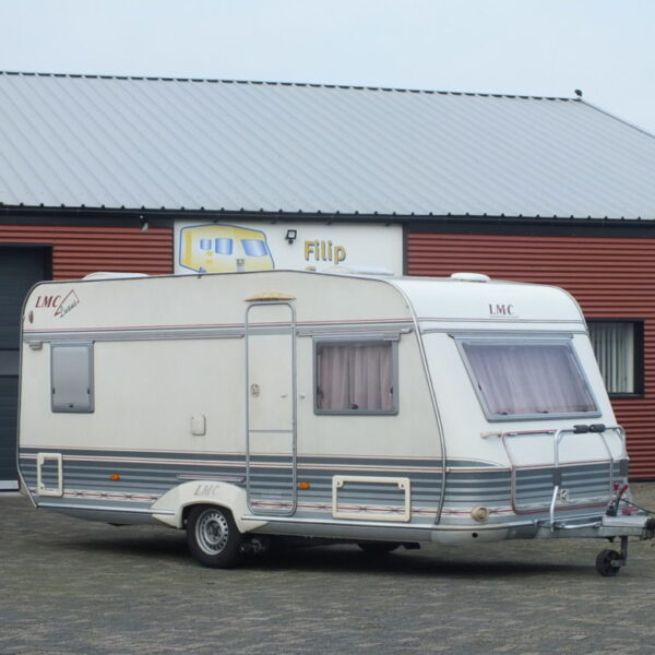 LMC LUXUS 490 bj.2001, met MOVER, FRANS BED, VOORTENT