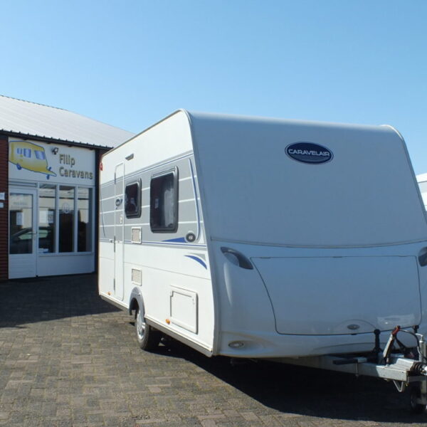 CARAVELAIR Antares 450 bj.2014 MOVER VOORTENT 2 APARTE BEDDEN