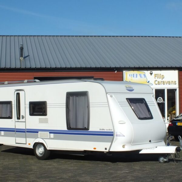 HOBBY Excellent 540 UFF bj. 2007, met QUEENSBED, VOORTENT