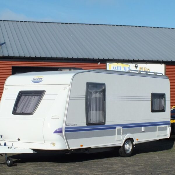 HOBBY Excellent 540 UFF bj. 2007, met QUEENSBED, VOORTENT