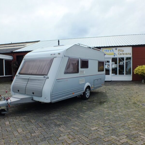 KIP PLATINUM 2001 47TDB met MOVER en VOORTENT