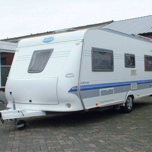 HOBBY Excellent Easy 540 UFE met MOVER, FRANS BED