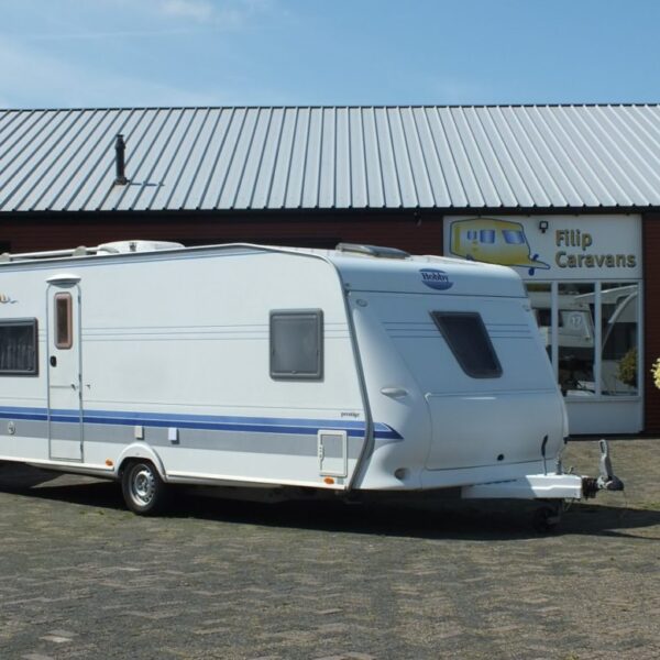 HOBBY Prestige 560 UFE bj.2005, met AIRCO, BRAND VOORTENT