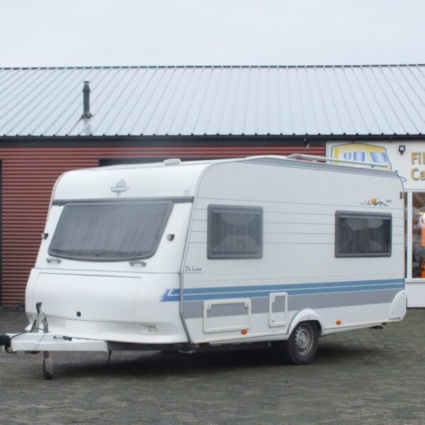 HOBBY De Luxe 440 SB bj.2002, met VOORTENT