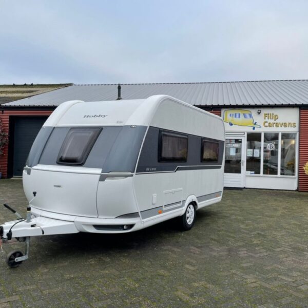 Hobby De Luxe SFE BJ.2019, Met voortent