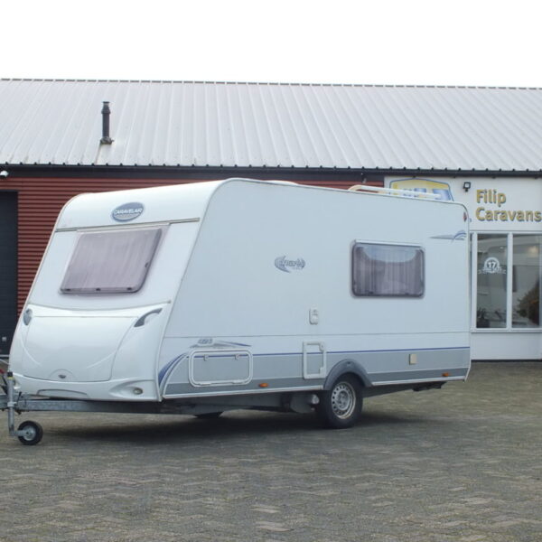 CARAVELAIR Antares Luxe 426 bj.2007 6 SLAAPPLAATSEN VOORTENT