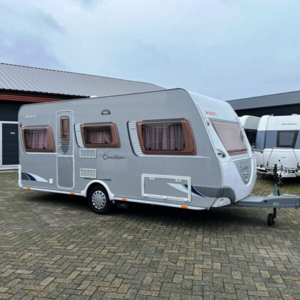 Dethleffs Beduin Emotion 495DB,bj.2006 met fransbed en mover