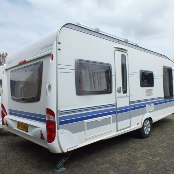 HOBBY 570 SMF bj.2007, QUEENSBED, BRAND VOORTENT