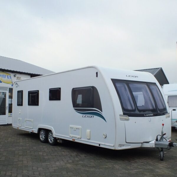 LUNAR Lexon 640 bj.2015, MOVER, DOUCHE, VOORTENT