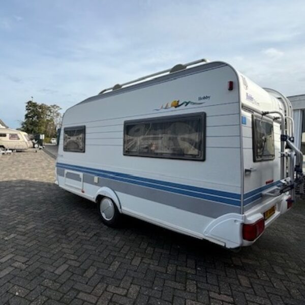 Hobby De Luxe 400 SF bj.2000 met VOORTENT en UITBOUW