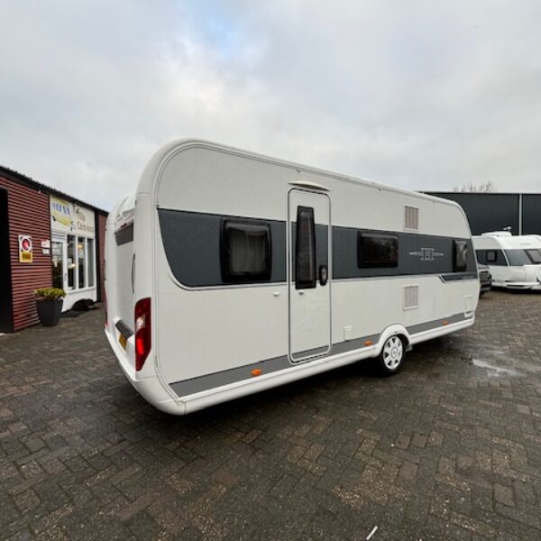 Hobby Excellent 540 KMFE bj.2017, MOVER, VOORTENT